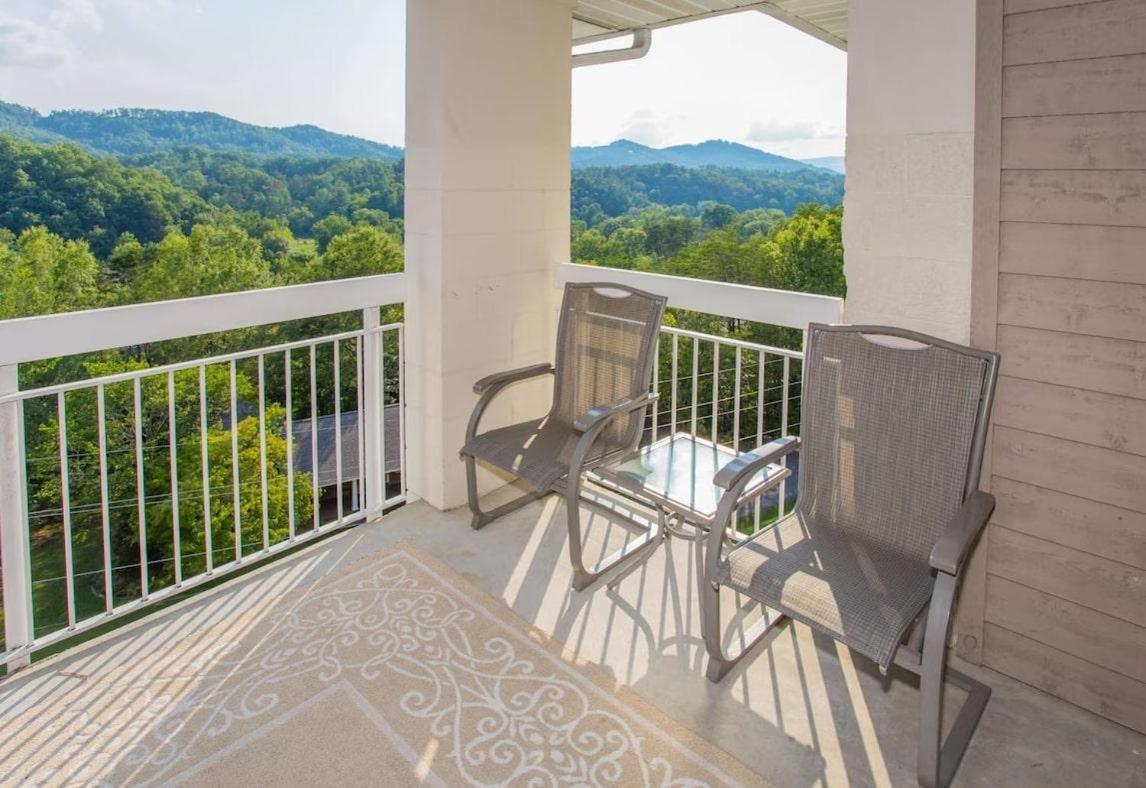 Wp552 Whispering Pines Villa Pigeon Forge Bagian luar foto